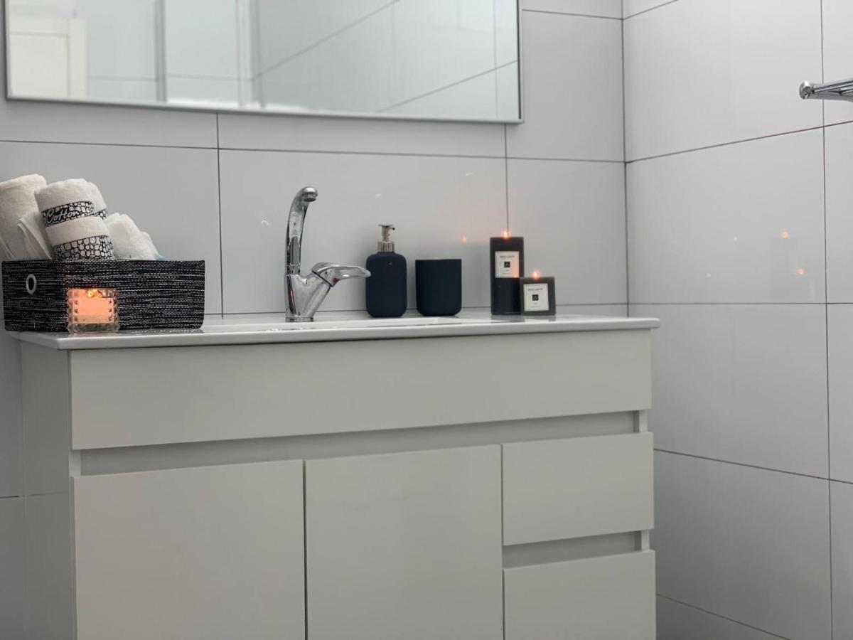 דירת 5 חדרים מול הים Apartamento Bat Yam Exterior foto